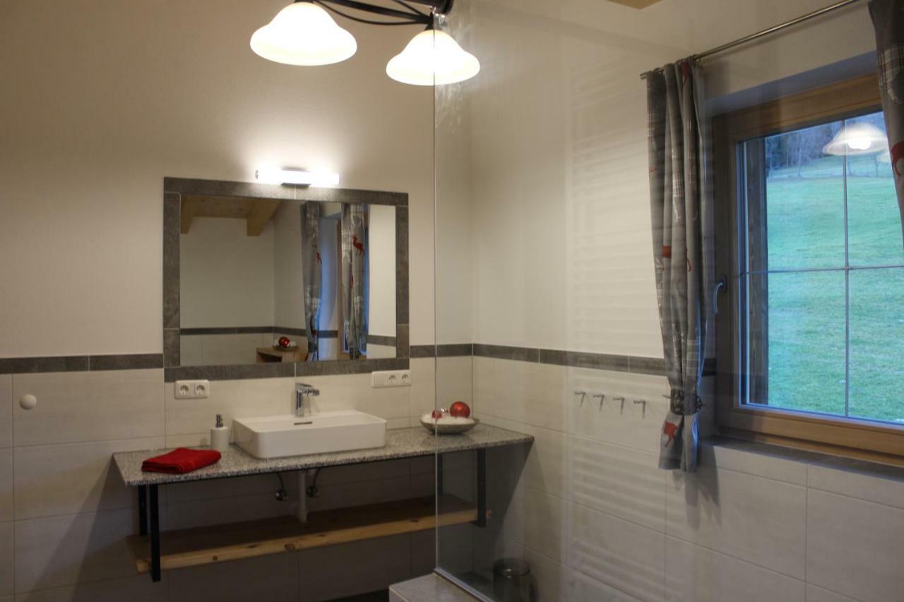 Ferienhaus Schwab Apartment มิทเทอร์ซิลล์ ภายนอก รูปภาพ