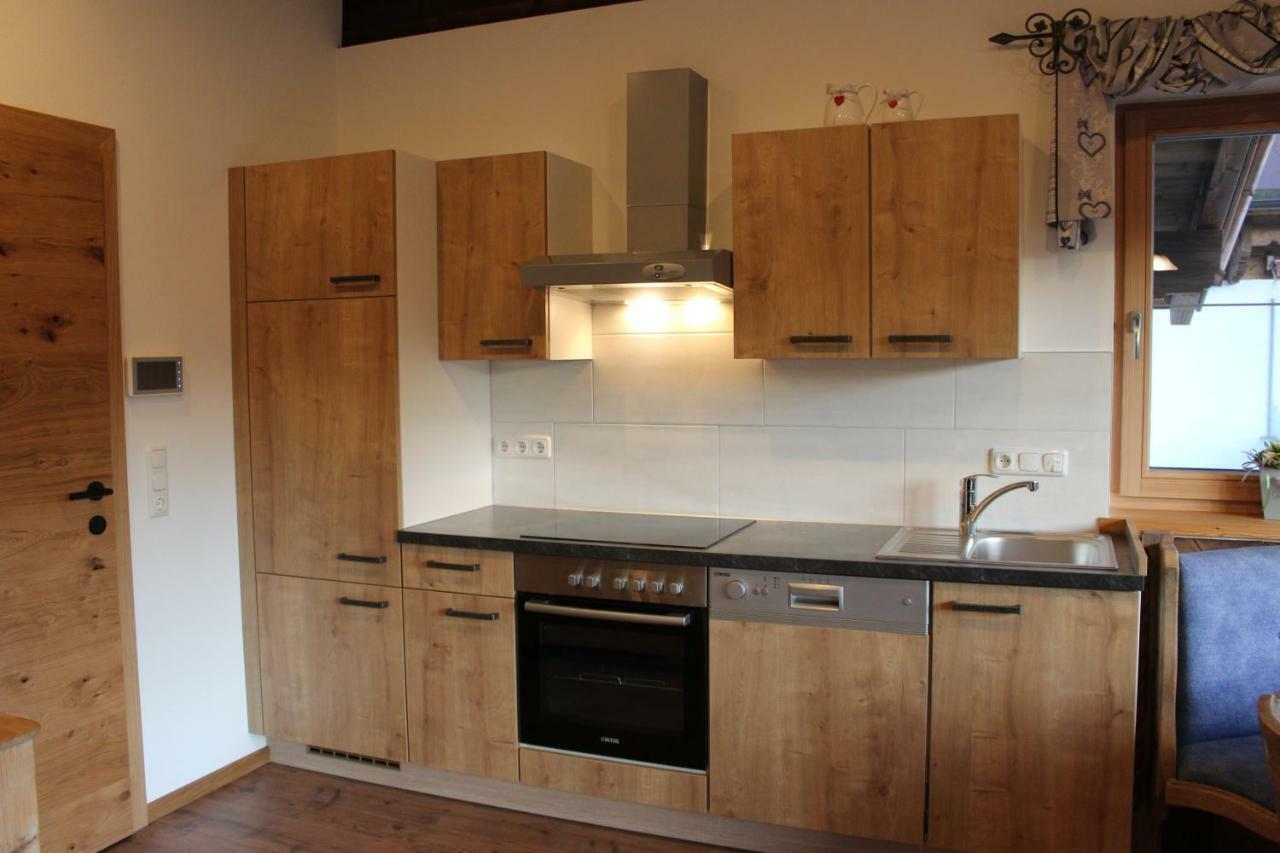Ferienhaus Schwab Apartment มิทเทอร์ซิลล์ ภายนอก รูปภาพ